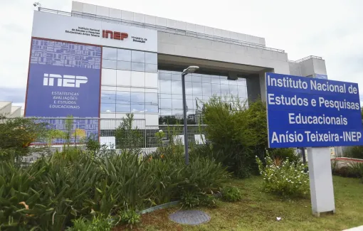 MEC prorroga prazo para pedir isenção da taxa de inscrição do Enem