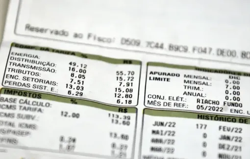 Conta de luz terá bandeira amarela com cobrança extra em maio 