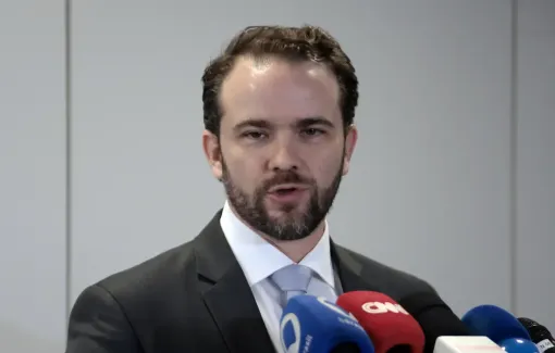 Novo Desenrola permitirá uso do FGTS para renegociação de dívidas