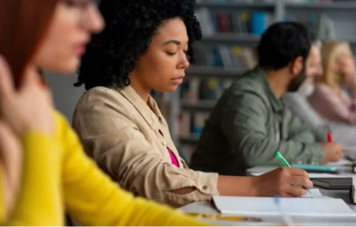 Curso gratuito de preparação para o Enem oferece mil vagas em Salvador