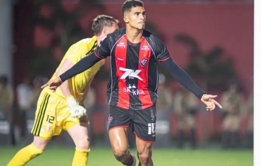 Vitória atropela  Internacional  no Barradão e faz a torcida explodir de alegria