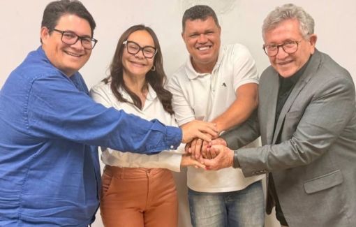 Ex-aliado de Elinaldo, Adalto Santos rompe com oposição e declara apoio a Ivoneide Caetano e Tagner