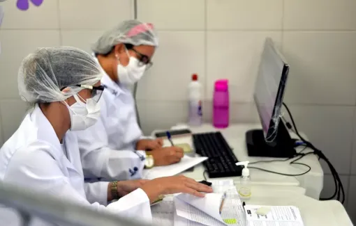 OMS alerta para risco de surto de ebola
