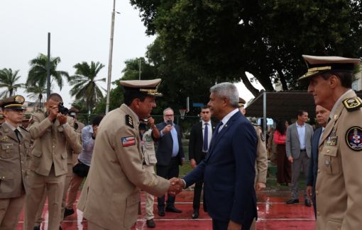 Nova lei garante condições especiais de promoção para policiais e bombeiros militares da Bahia