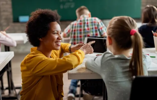 Na era da Inteligência Artificial, formar estudantes críticos se torna o maior desafio da educação