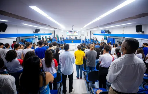  II Semana da Juventude é aberta com homenagem a jovens que se destacam em Camaçari