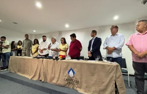 Caetano reúne deputados em coletiva e convoca aliados para o segundo turno