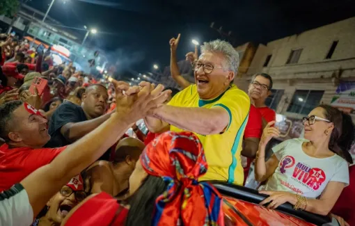  Caetano consolida protagonismo político com os mais de 116 mil votos de Lula em Camaçari
