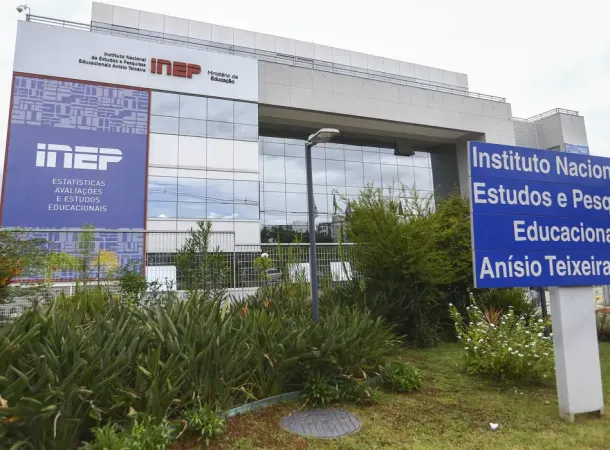 MEC prorroga prazo para pedir isenção da taxa de inscrição do Enem