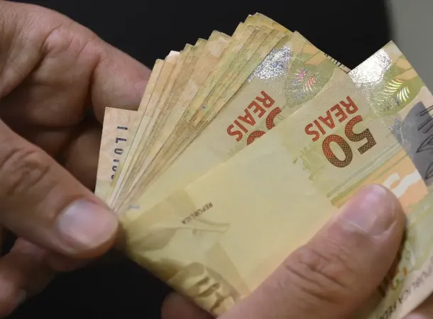 Caixa paga Bolsa Família a beneficiários com NIS de final 8