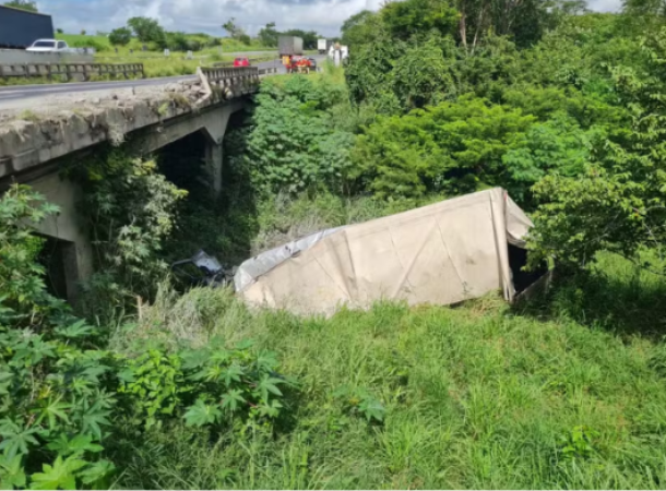 Motorista morre após acidente na BR-116 