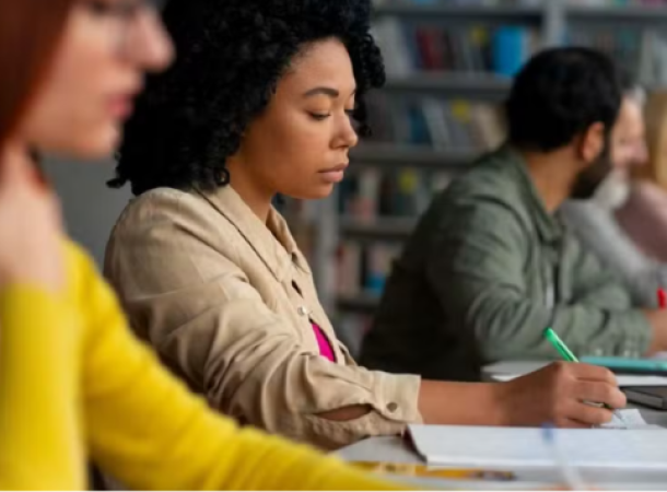 Curso gratuito de preparação para o Enem oferece mil vagas em Salvador