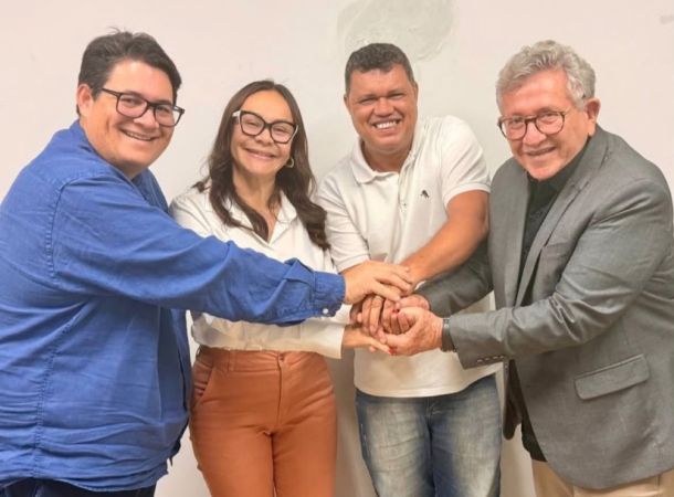 Ex-aliado de Elinaldo, Adalto Santos rompe com oposição e declara apoio a Ivoneide Caetano e Tagner