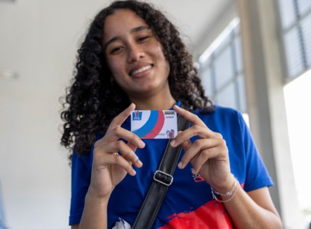  Parcela de maio do Bolsa Presença já está disponível para mais de 352 mil estudantes da rede estadu