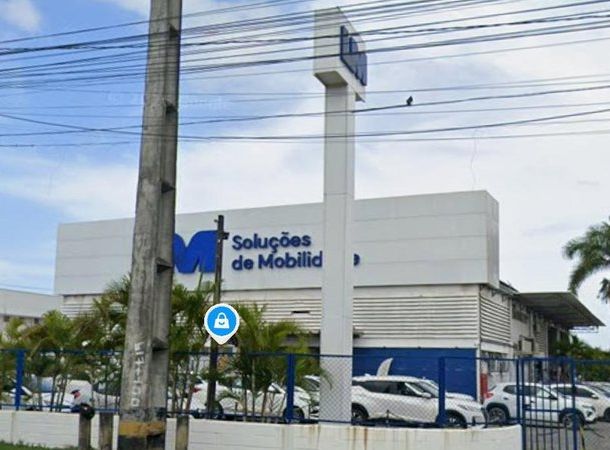 Quatro suspeitos morrem após troca de tiros com a polícia dentro de empresa em Salvador 