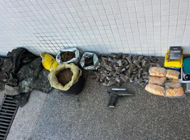 Mulher é preso com cerca de 10kg de drogas em Salvador 