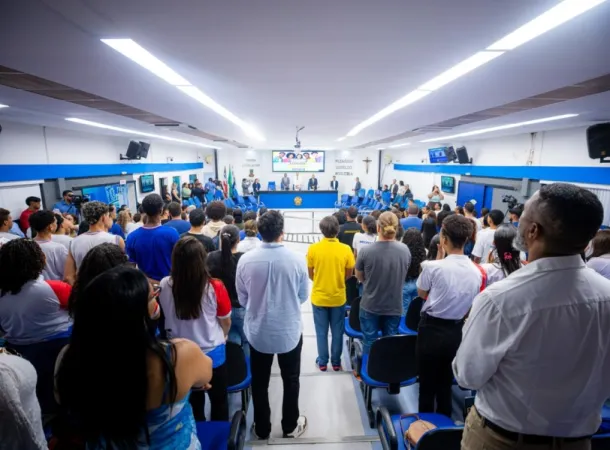  II Semana da Juventude é aberta com homenagem a jovens que se destacam em Camaçari