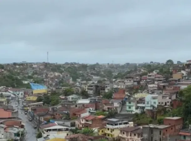 Mais de 200 cidades baianas estão com alerta de tempestade nesta segunda-feira 