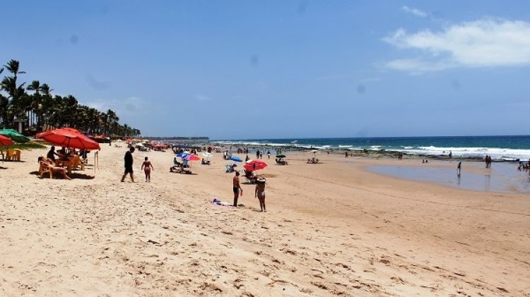 Foto: Arquivo Portal Abrantes (Praia de Arembepe)