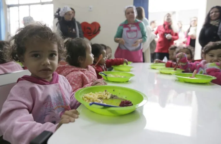 Falta da merenda escolar estaria sobrecarregando o orçamento das famílias

