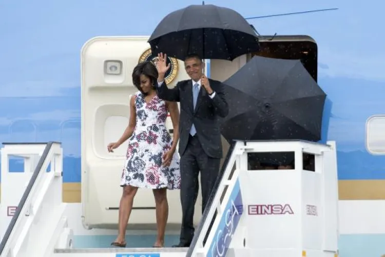 
Acompanhado da primeira-dama, Michelle, Barack Obama tornou-se primeiro presidente norte-americano a visitar Cuba em quase 90 anosMichael Reynolds/EPA
