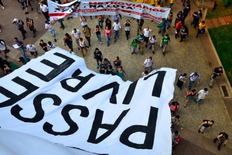 Movimento Passe Livre protesta em SP contra aumento de tarifas do transporte (Rovena Rosa/Agência Brasil)Rovena Rosa/Agência Brasil