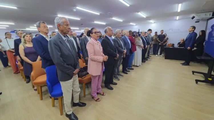 foto: Everaldo Lins. Prefeito Luiz Caetano, autoridades, empresários e representantes de instituições participam da inauguração da nova Agência Sebrae
