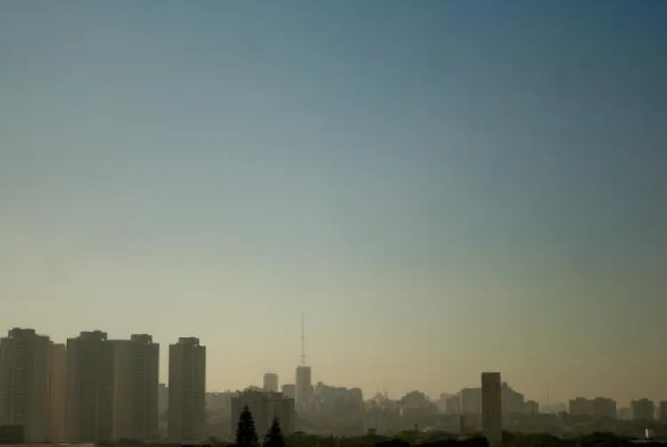 
Meteorologia alerta para potenciais riscos à saúde em razão da ausência de chuvas nos estados  Arquivo/Marcelo Camargo/Agência Brasil