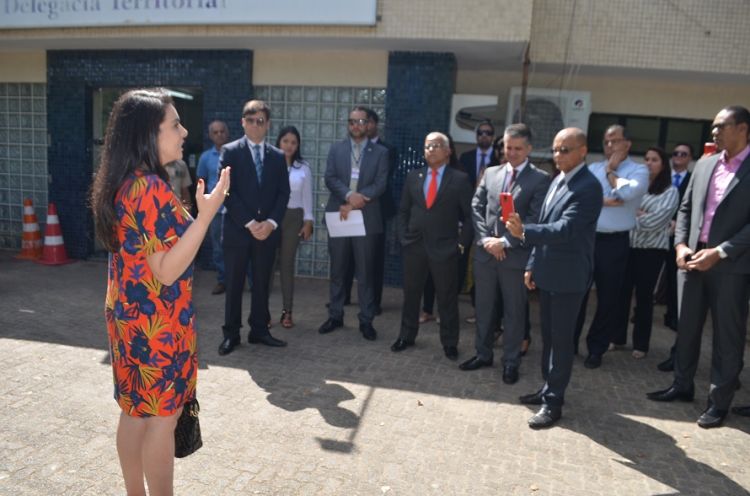 Portal Abrantes/ Advogada Maria Gabriela Rêgo, agradecendo o apoio da OAB, e a presença de seus colegas